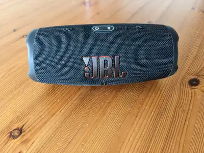 JBL Charge 5 Bluetooth Speaker / Haut-parleur Bluetooth JBL Char, View more