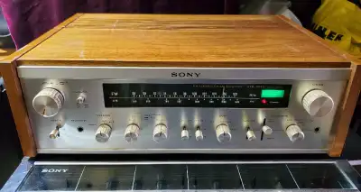 SONY STR-7045 AM/FM STEREO RECEIVER JAPAN (1972-74), View more