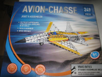 Jouet Avion de Chasse (Construire)