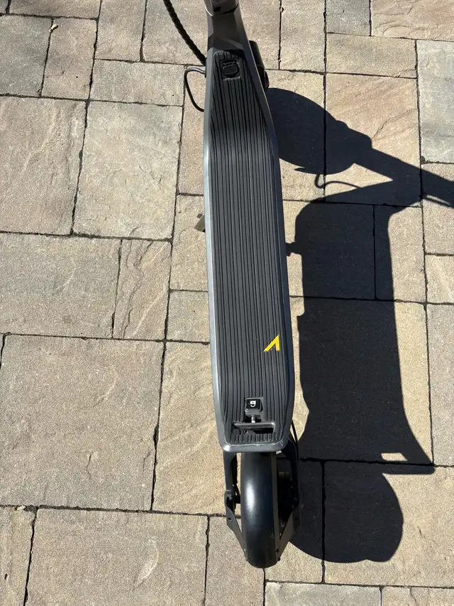 Apollo Go Electric Scooter | Scooters & Pocket Bikes | Markham / York ...