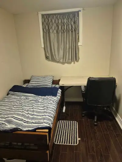 Private room for rent