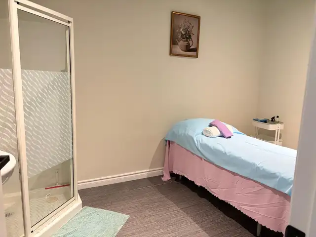 ⭐ Amazing Massage ⭐ to help melt your stress! ⭐ in Massage Services in Oakville / Halton Region - Image 3