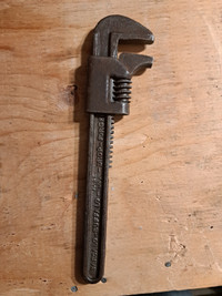Monkey wrench 