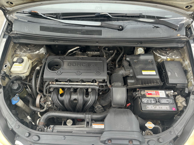 kia rondo 7 sets  in Cars & Trucks in City of Toronto - Image 3