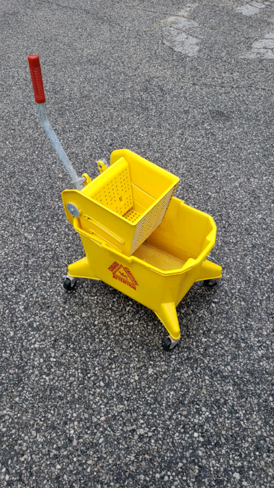 New Commercial  RUBBERMAID Mop Bucket with Wringer, View more