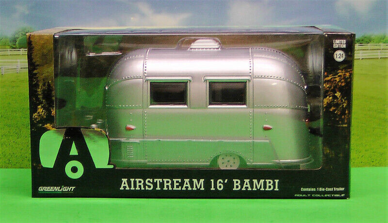 エアストリーム ヴィンテージ 16'バンビ 1/64 グリーンライト HITCHED HOMES 1/64 エアストリーム 16' バンビ