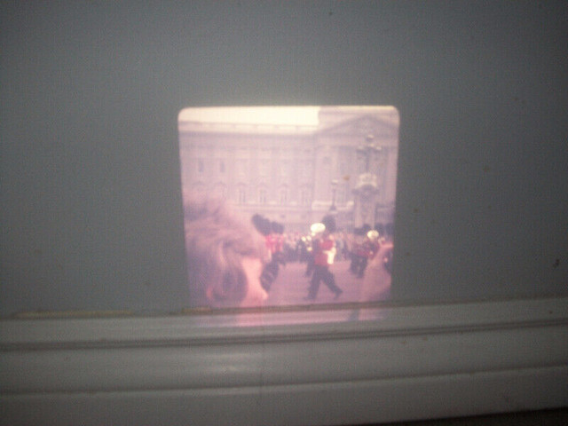 Vintage Slides 35mm London Photo England UK Changing Of Guards in Arts & Collectibles in Oakville / Halton Region - Image 3