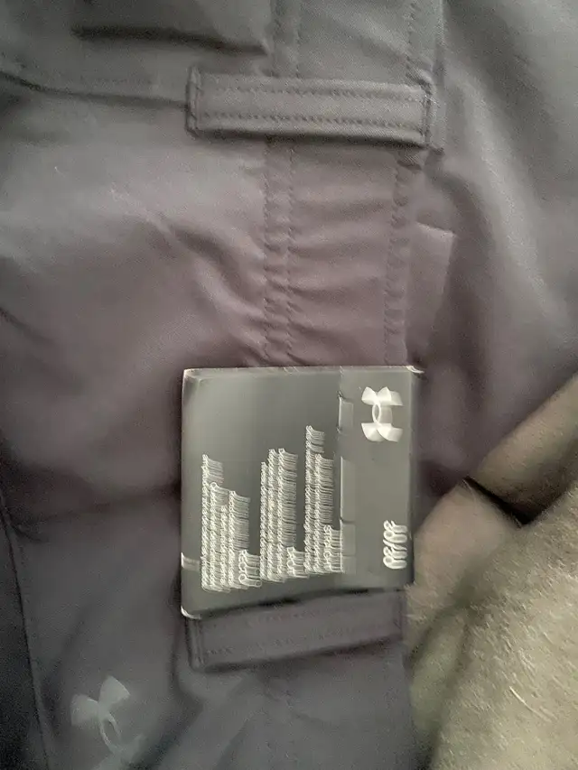 Under armour golf pants in Men's in Charlottetown - Image 5