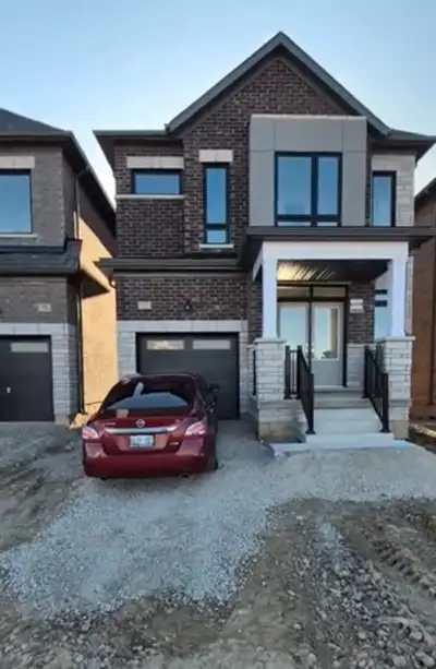 Renting 3 rooms to a Couple/Girls