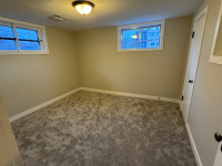 Room for Rent close to Red Deer Polytechnic & Red Deer Hospital