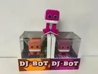 BLUETOOTH DANCING SPEAKING JOKE TELLING ROBOTS- mnx