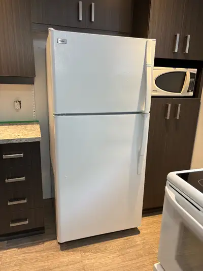 urgent poêle frigidaire à vendre pas cher, View more
