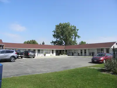 Larger studio/bachelor apartment for lease with parking in front of the unit included. Hydro, water...