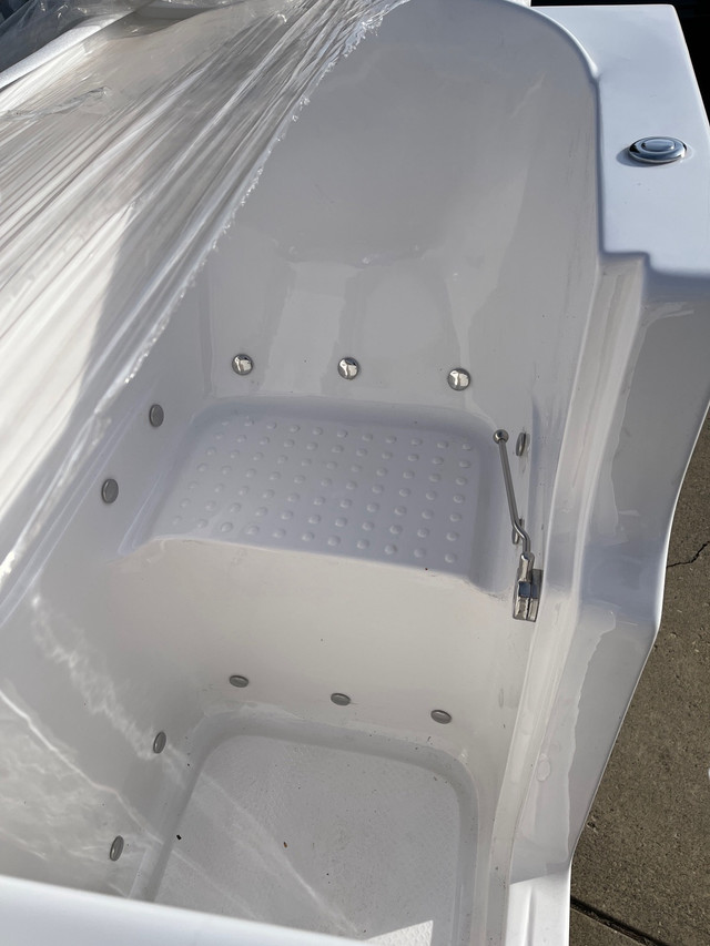 Walk in bath tub with 15 massage jets in Plumbing, Sinks, Toilets & Showers in Strathcona County - Image 3