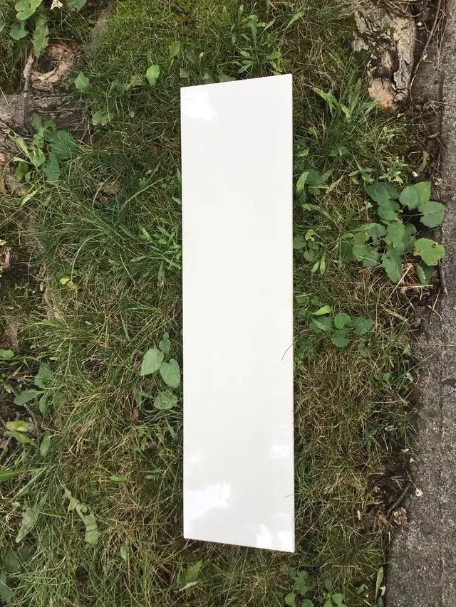 balance de céramique blanche  in Floors & Walls in City of Montréal - Image 2