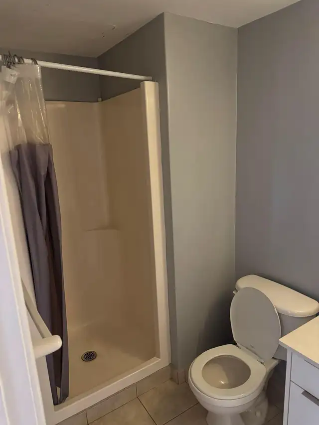 August Only | Furnished Private Room + Private Bathroom in Room Rentals & Roommates in City of Halifax - Image 8