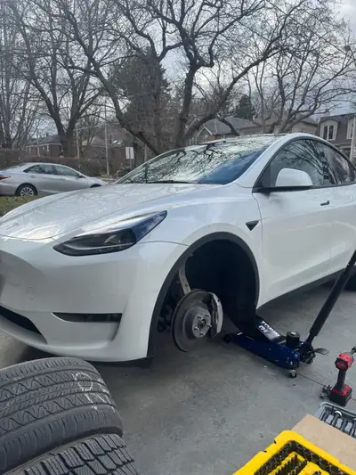 Mobile tire change & brake change, View more