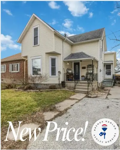 3 Beds 2 Baths - House *NEW PRICE 451 George St, Sarnia, ON N7T 4P6, Canada Welcome to this charming...