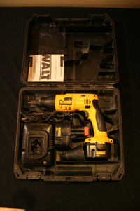 DEWALT DW979