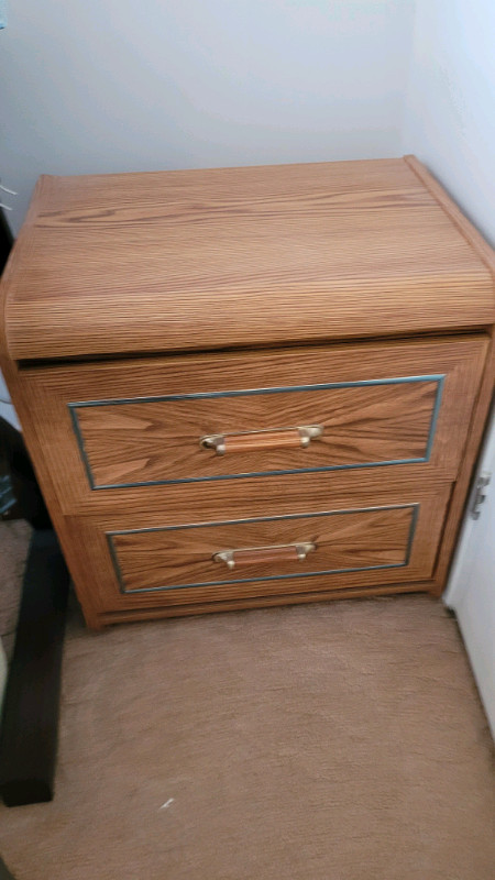 Bedroom set in Dressers & Wardrobes in Ottawa - Image 3