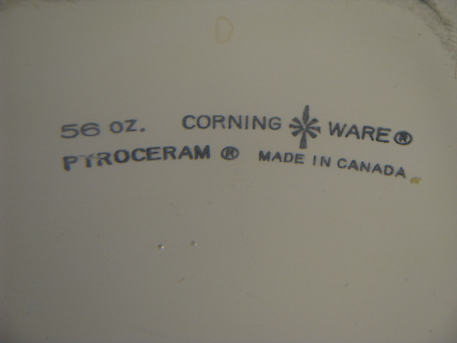 Plat CORNING WARE 56 oz MADE IN CANADA. dans Autre  à Trois-Rivières - Image 2