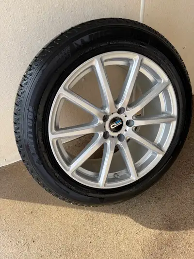 Set of 4 EuroDesign Rims complete with Michelin Latitude X-ice winter tires. Rims are in perfect con...