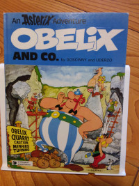 ASTERIX  OBELIX AND CO     1979  ........ ANGLAIS