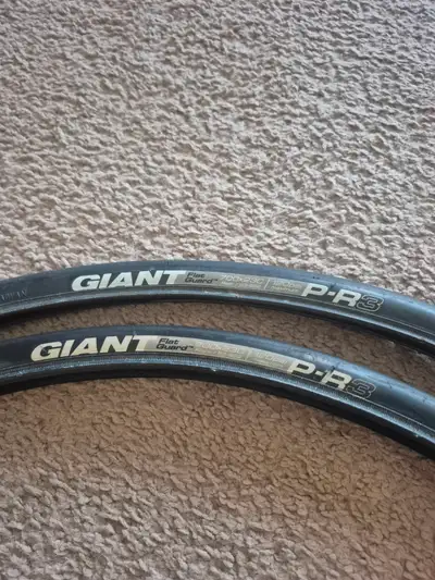 Giant P-R3 road bike tires, View more