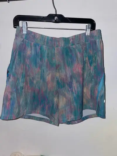 Men’s Lulu lemon pace maker shorts Size M , View more