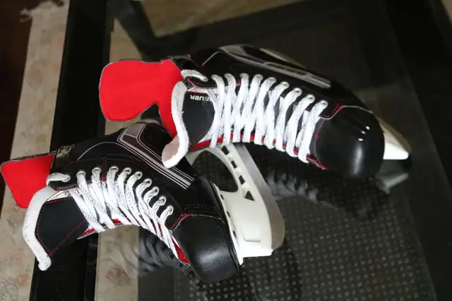 ⛸️ Bauer Vapor X Speed Senior Hockey Skates – Size 9R (US 10.5 / in Hockey in City of Toronto - Image 8