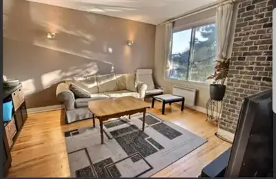 4 1/2 à louer à 5 min de marche de la station D'Iberville. À proximité de plusieurs restaurants et d...