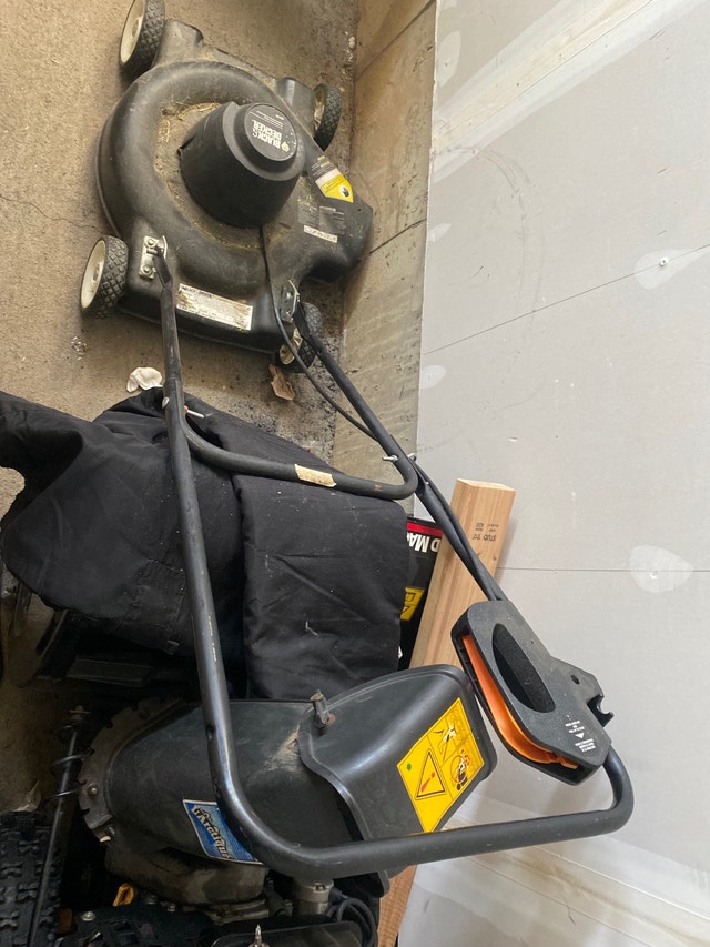 Lawn Mower Lawnmowers & Leaf Blowers Ottawa Kijiji