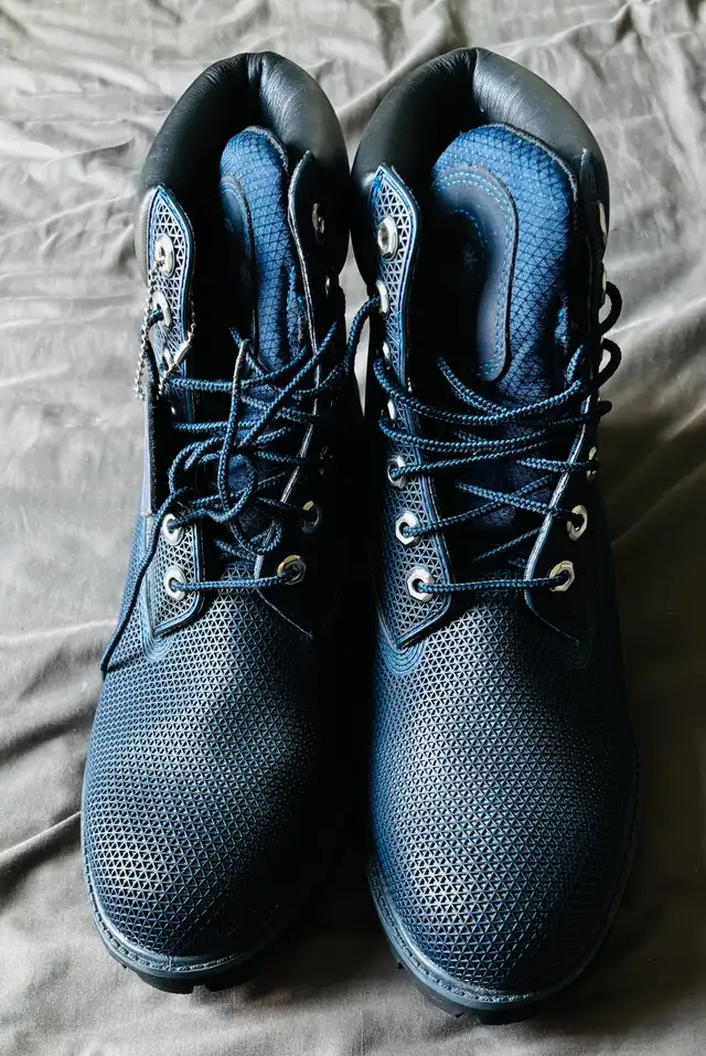 Men’s  boots (Timberland) in Men's Shoes in City of Toronto - Image 3