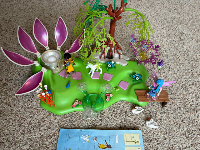 Playmobil 5444 - Fairy Island with Jewel Fountain in Toys & Games in Kitchener / Waterloo