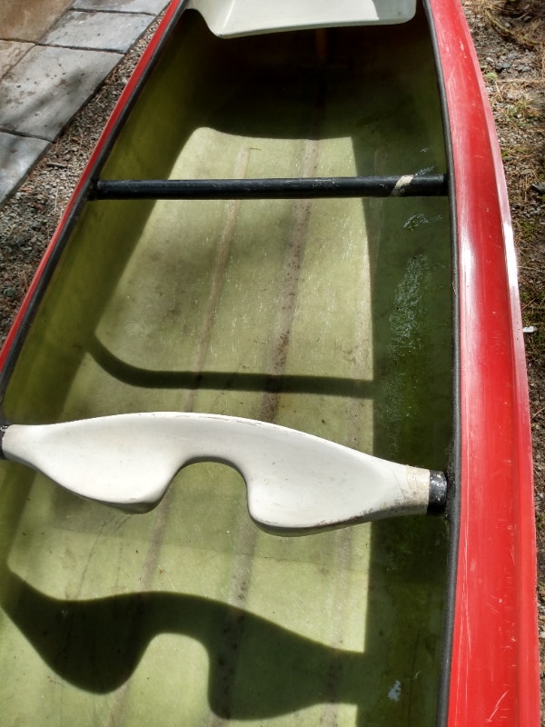 Kayak 16ft fibreglass Canoes, Kayaks & Paddles Barrie Kijiji