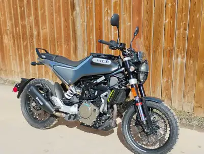 **2021 Husqvarna Svartpilen 401 – Clean, Serviced, Ready to Ride** Selling 2021 Husqvarna Svartpilen...