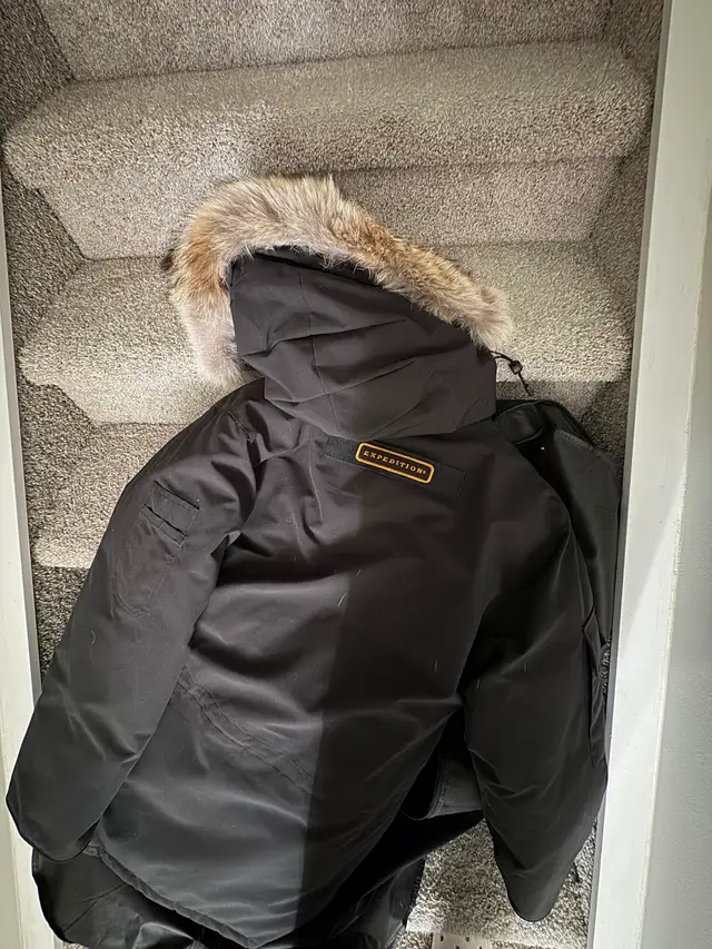 Men’s XS Canada Goose Expedition Parka Black with Fur in Men's in Calgary - Image 4