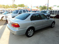 1999 or 2000 Honda Civic - Looking for a silver trunk lid -