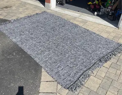 Structube 6 x 9 Area Rug, View more