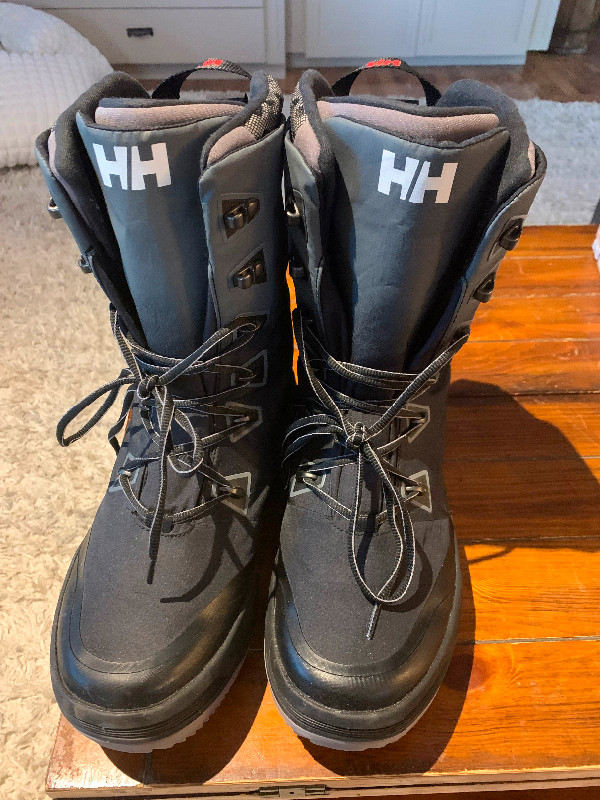 Men’s winter boots in Men's Shoes in Sudbury