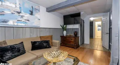 ✨ Bright & Spacious Studio Basement for Rent – Bayfield & Cundl