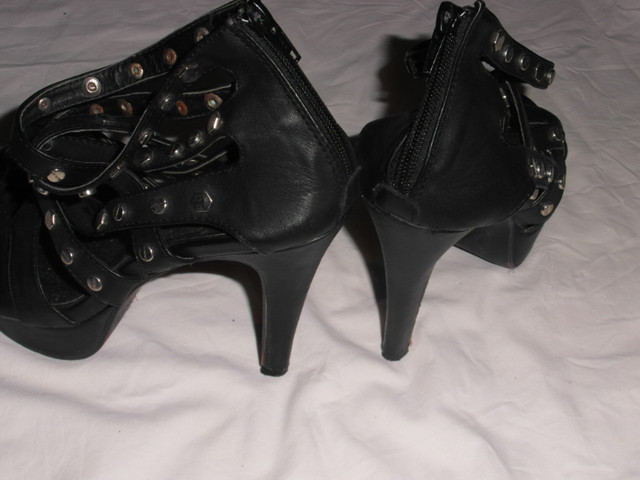 shoe,Studded highheel shoe in Women's - Shoes in Stratford - Image 4