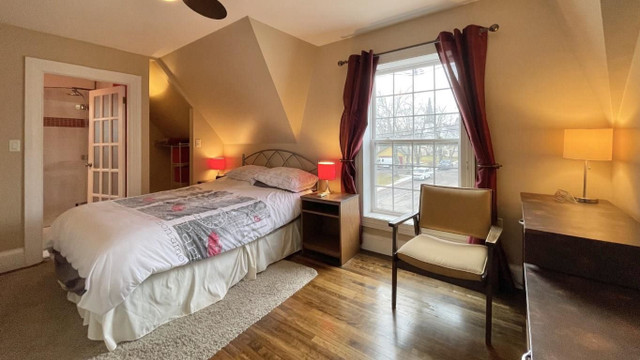 En-suite Rooms available  in Long Term Rentals in Summerside - Image 4