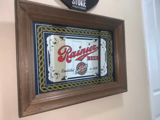 vintage Rainier beer mirror bar sign excellent condition in Arts & Collectibles in Calgary - Image 3