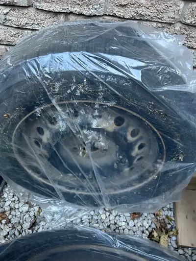 Used Michelin winter tires. They were on a ford edge $200 for 4 with rims or best offer
