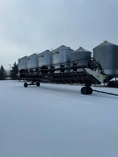 Selling a 2021 claas convio 1380, 45 foot 8700/8800 header. Hasn’t seen a lot of use. Everything in...