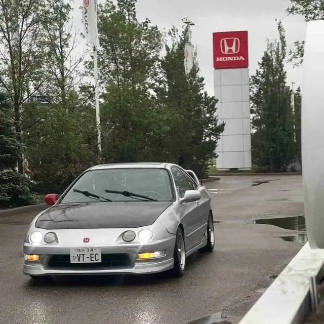 2001 Acura Integra  in Cars & Trucks in St. Albert - Image 2