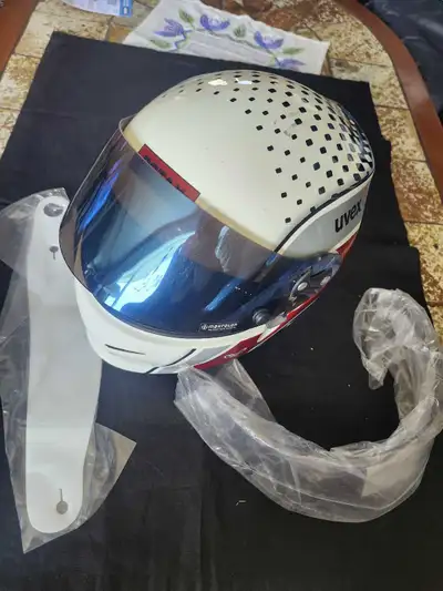 UVEXFP3 Karting Helmut Youth M57, View more