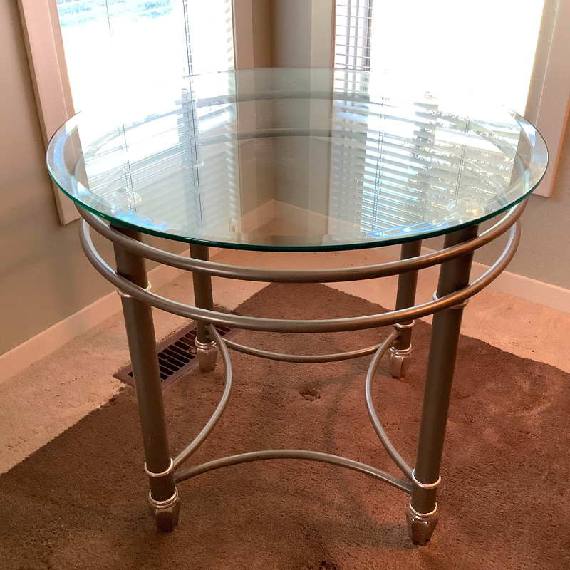 End / coffee table light grey color with round glass top Coffee Tables Saskatoon Kijiji