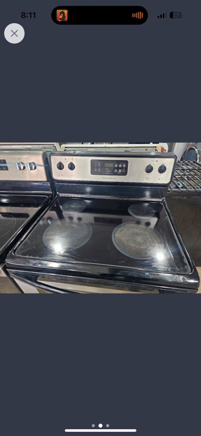 Frigidaire 30"inch stainless glass top stove in Stoves, Ovens & Ranges in Hamilton - Image 2